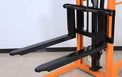 起重機(jī)械危險(xiǎn)因素及安全裝置