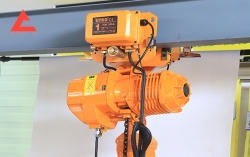 倉庫用1噸起重葫蘆轉(zhuǎn)彎半徑