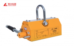 永磁吸盤(pán)在吊鋼板時(shí)的注意事項(xiàng)