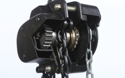 三角手拉葫蘆如何更換導(dǎo)輪？